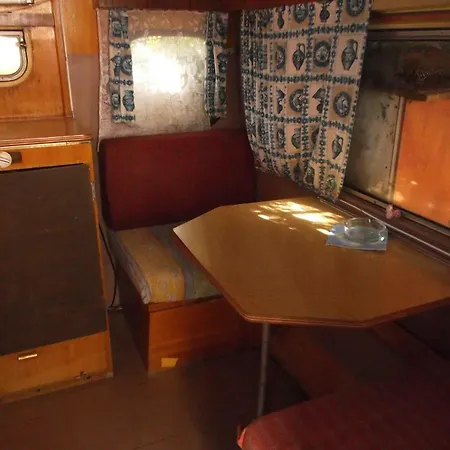 Karavan V Rosti * Klucenice